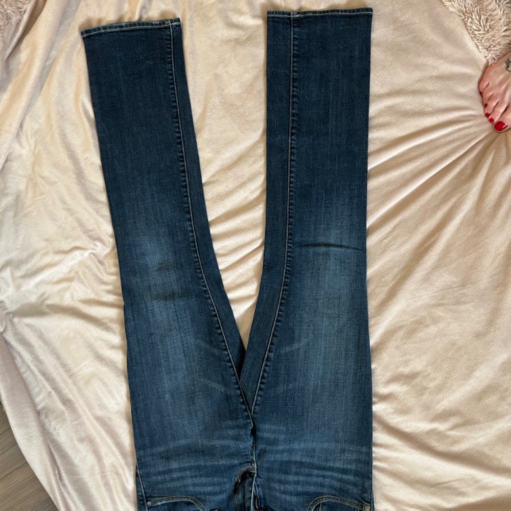American Eagle - Picture 4 of 4